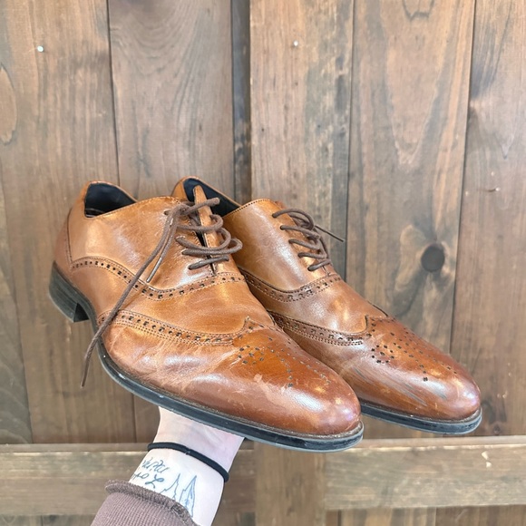 Stacy Adams Tan Leather Oxfords